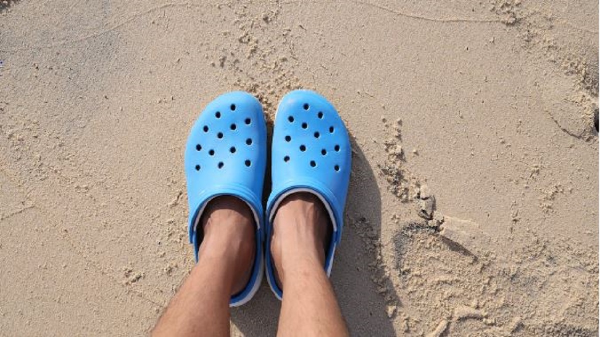 Best Crocs For Men In India